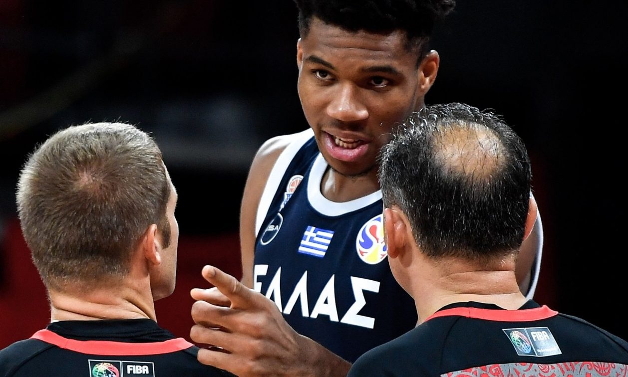 Final Four BCL: Οι διαιτητές του ημιτελικού ΑΕΚ - Μάλαγα | Ο ρέφερι το «αμαρτωλό» ελληνικό παρελθόν