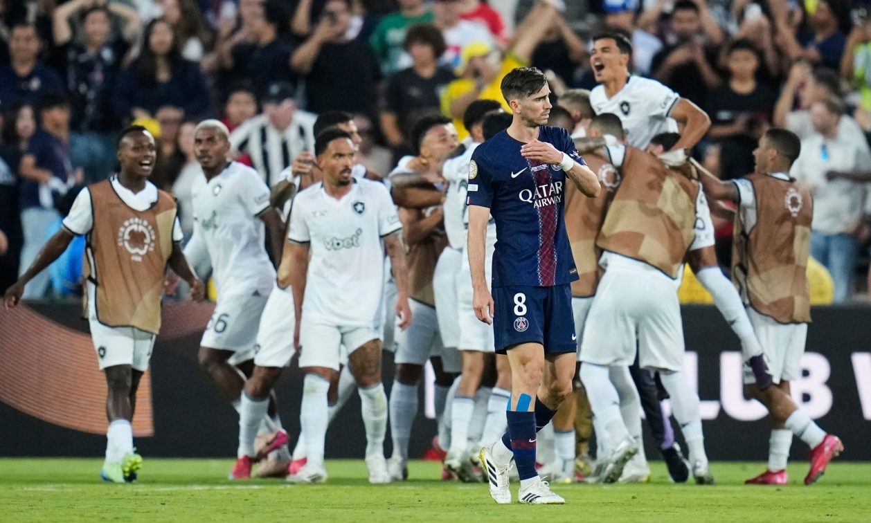 Παγκόσμιο Κύπελλο Συλλόγων: Έκπληξη από Μποταφόγκο κόντρα σε Παρί - Τριάρα η Ατλέτικο