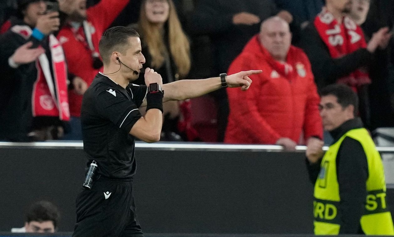 Champions League: Ο Ρούμσας σφυρίζει το Ρέιντζερς - Παναθηναϊκός