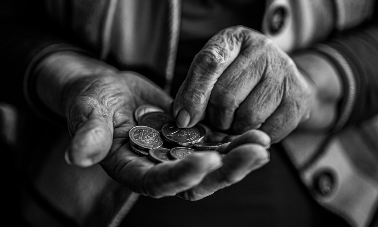 Πάτρα: Νέα απάτη με θύμα ηλικιωμένο με «επιστροφή φόρου» - Η λεία των επιτήδειων