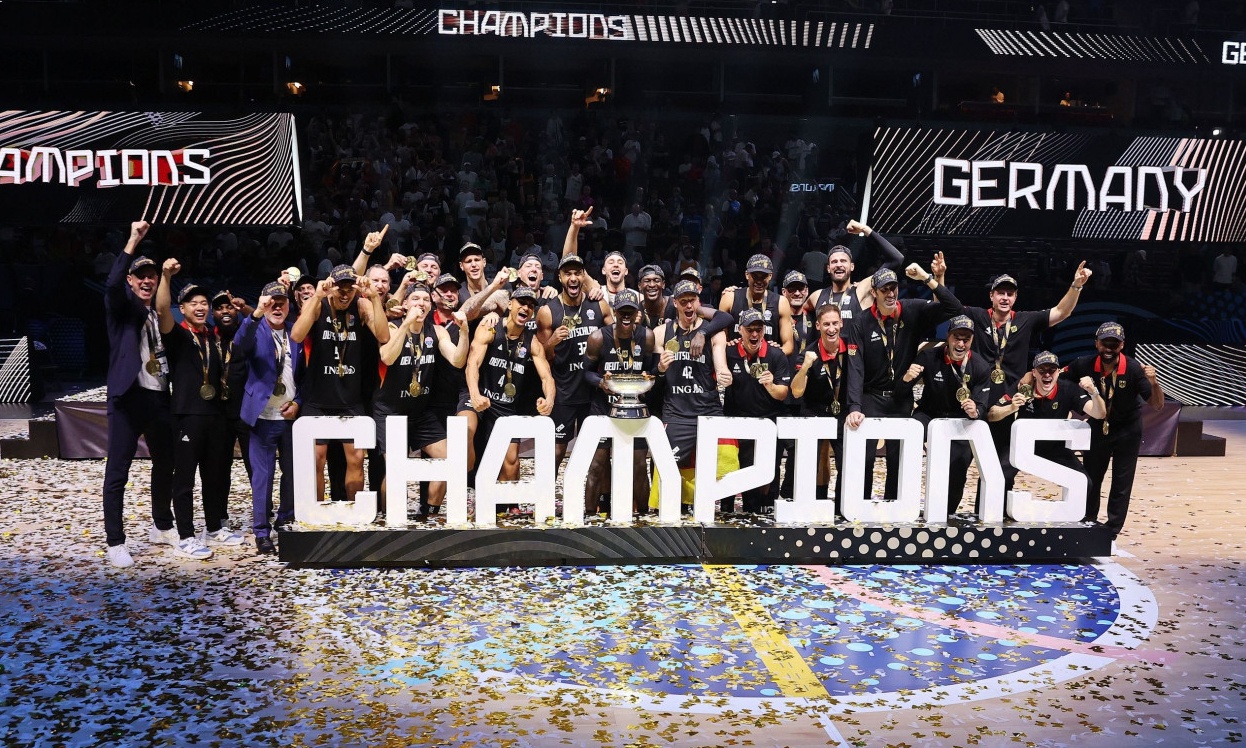 Eurobasket 2025: Γερμανικό γλέντι, τουρκικό κλάμα – Εικόνες από την απονομή