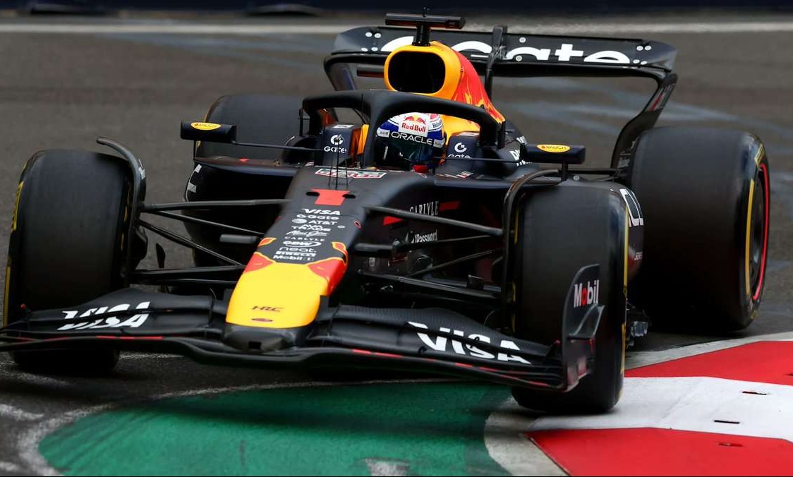 Formula 1: Ο Φερστάπεν στην pole position στο Αζερμπαϊτζάν