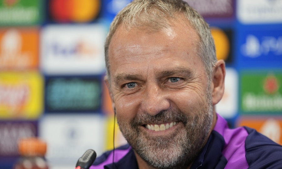 Μπαρτσελόνα-Ολυμπιακός: Θέλει προσοχή ο Φλικ - «Από τις καλύτερες επιθετικές ομάδες ο αντίπαλός μας»