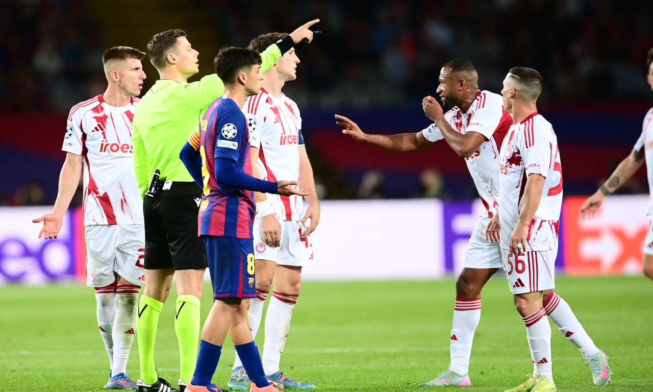 Η UEFA δικαιώνει τον Ελβετό ρέφερι του Μπαρτσελόνα - Ολυμπιακός!