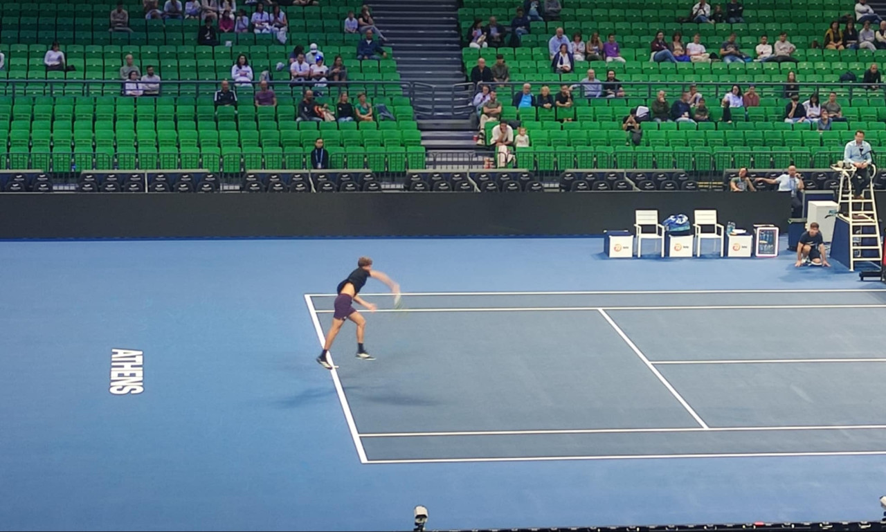 Hellenic Championship ATP 250: Με Παύλο Τσιτσιπά η πρώτη μέρα – Αυλαία με νίκη του Μόλτσαν
