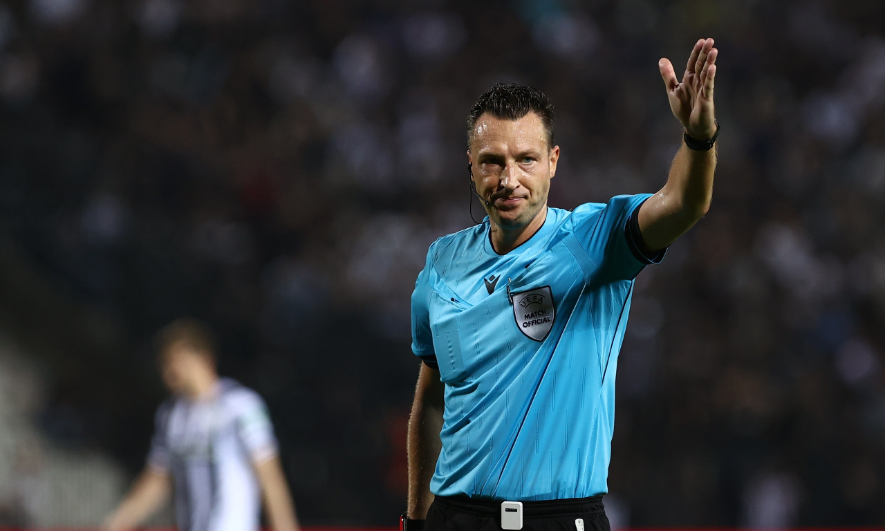 Super League: Επιστροφή στους Γερμανούς! Ο Γιαμπλόνσκι σφυρίζει το Άρης - Ολυμπιακός | Οι διαιτητές