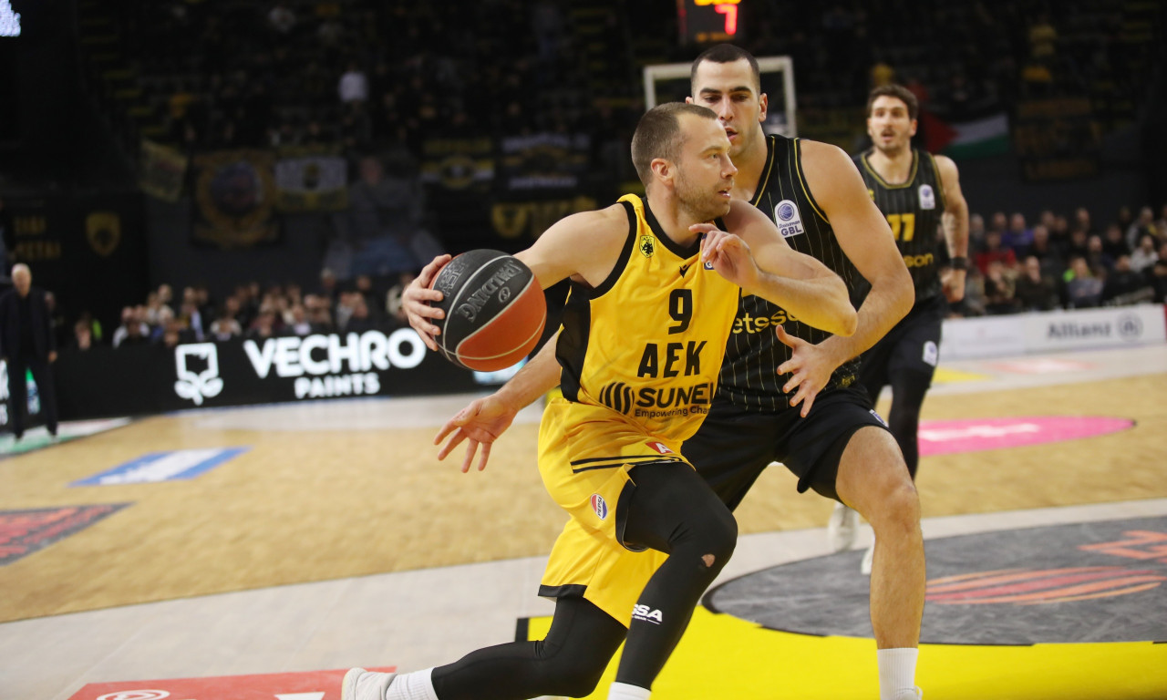 Greek Basketball League: Η ΑΕΚ πήρε το μεγάλο ματς με τον Άρη – Νίκη της Μυκόνου επί του Κολοσσού
