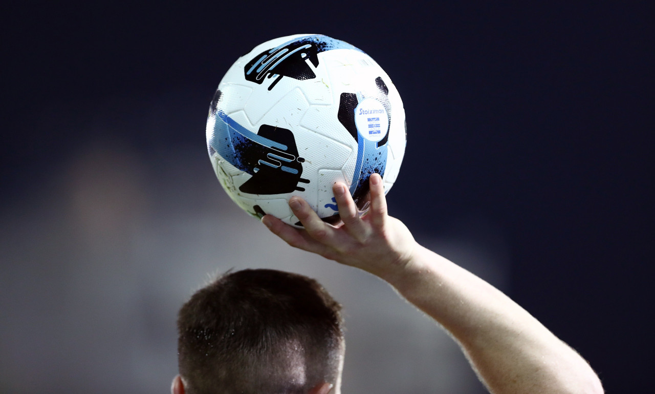 Ποδαρικό στο 2026 η Super League με δυνατά παιχνίδια και ενισχυμένες αποδόσεις από το Πάμε Στοίχημα