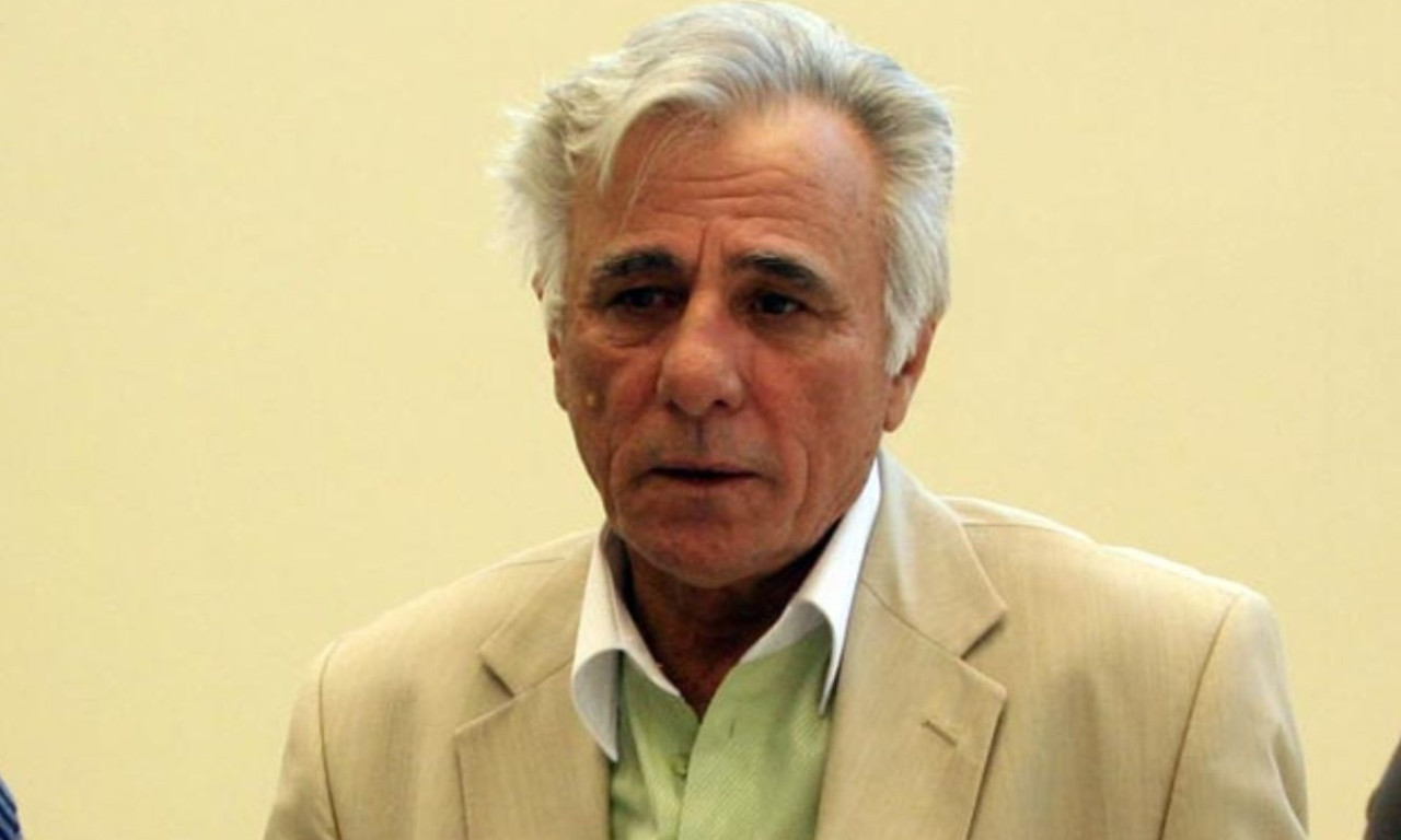 Πέθανε στα 87 του ο δημοσιογράφος Σπύρος Καρατζαφέρης