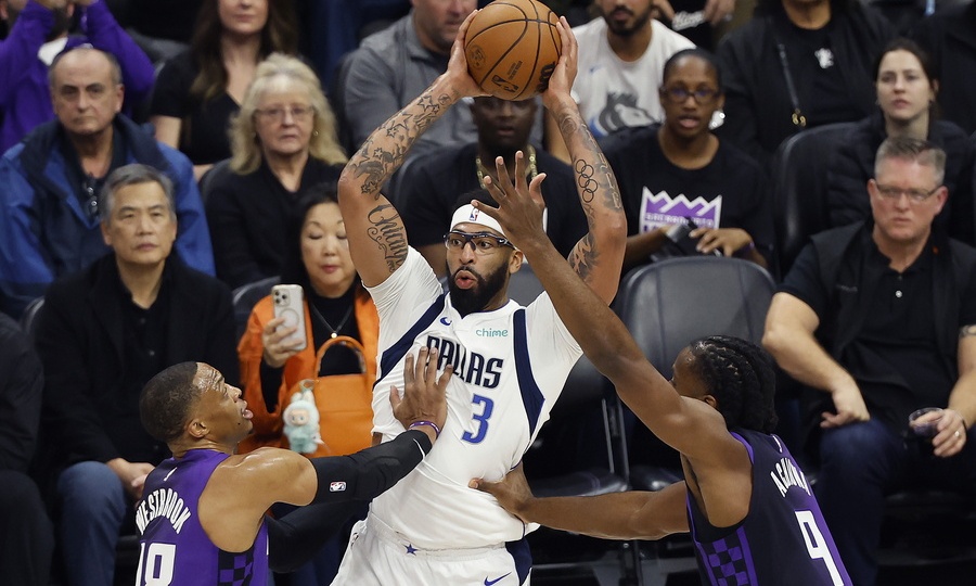 NBA: Εκτός για το υπόλοιπο της σεζόν ο Άντονι Ντέιβις