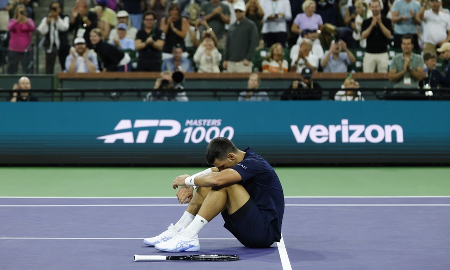 Indian Wells: Αποκλείστηκε ο Τζόκοβιτς, συνεχίζουν Αλκαράθ και Σβιάτεκ