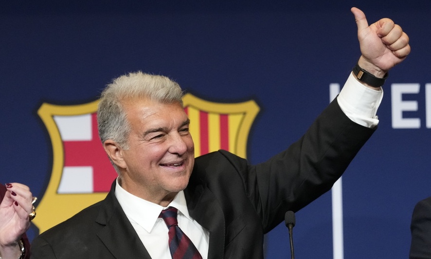 Champions League: Έξω φρενών ο Λαπόρτα για τη διαιτησία
