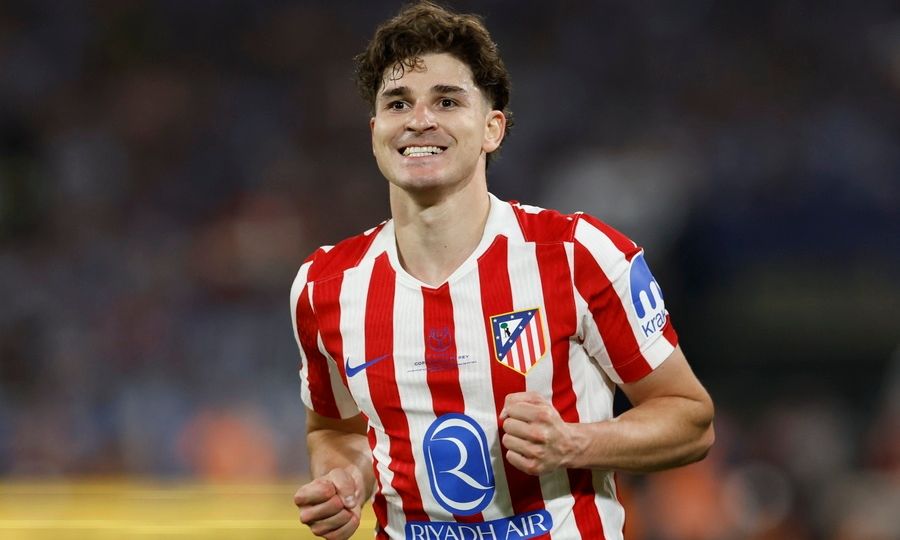 Παρί Σεν Ζερμέν: Ο Λουίς Ενρίκε θέλει Χούλιαν Άλβαρες στο Παρίσι