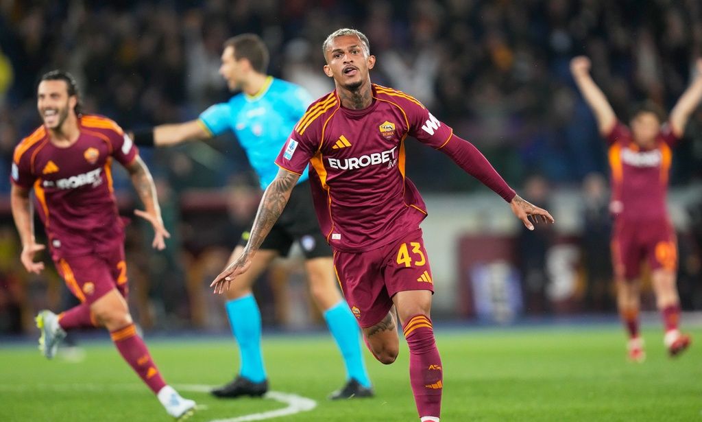 Serie A: Η Ρόμα διέλυσε τη Φιορεντίνα και απειλεί την Γιουβέντους για το Champions League