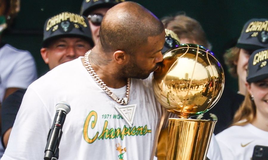 NBA: Αποσύρθηκε από τα παρκέ ο Πι Τζέι Τάκερ