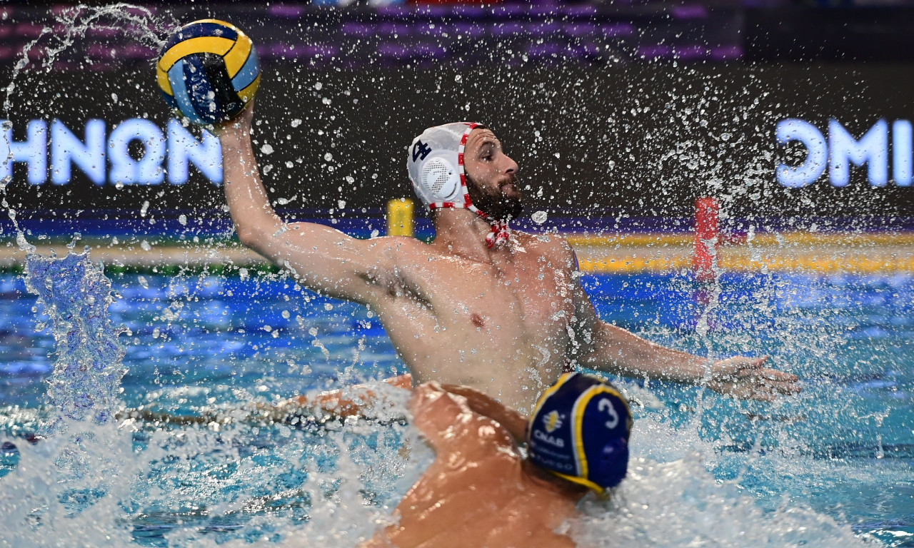 Ολυμπιακός - Μπαρτσελονέτα 9-12: Ήττα πριν από το Final-4 της Μάλτας