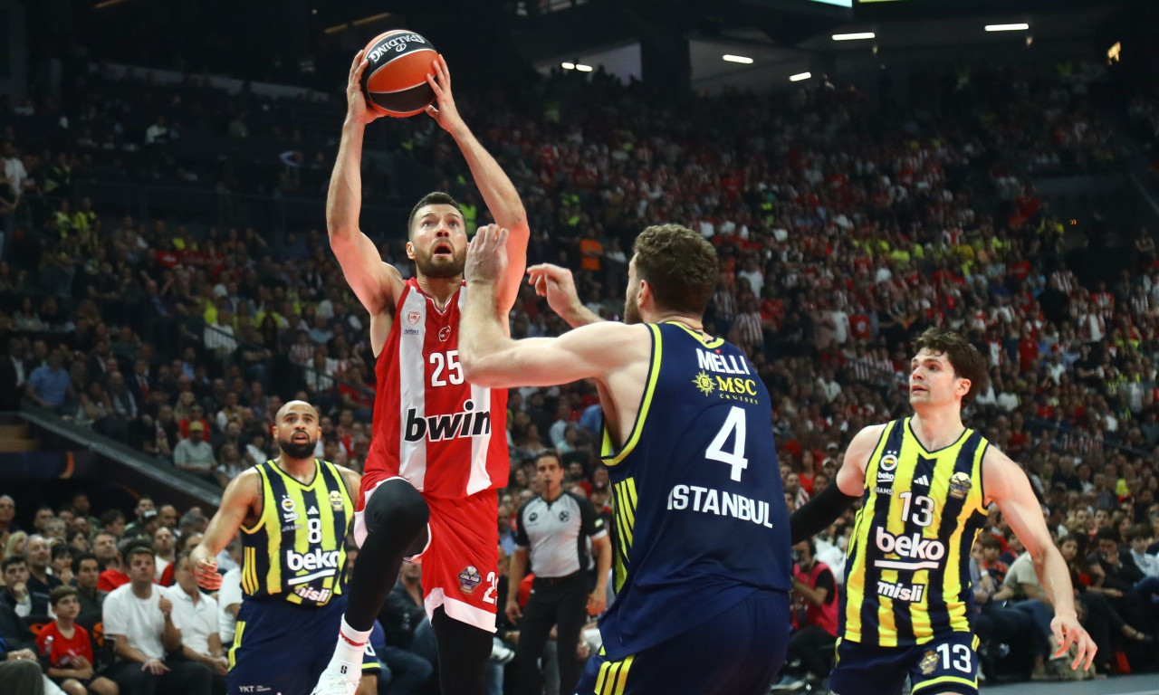 Ολυμπιακός - Φενέρμπαχτσε 79-61 -  Το πρώτο δεκάλεπτο τον έστειλε... τελικό