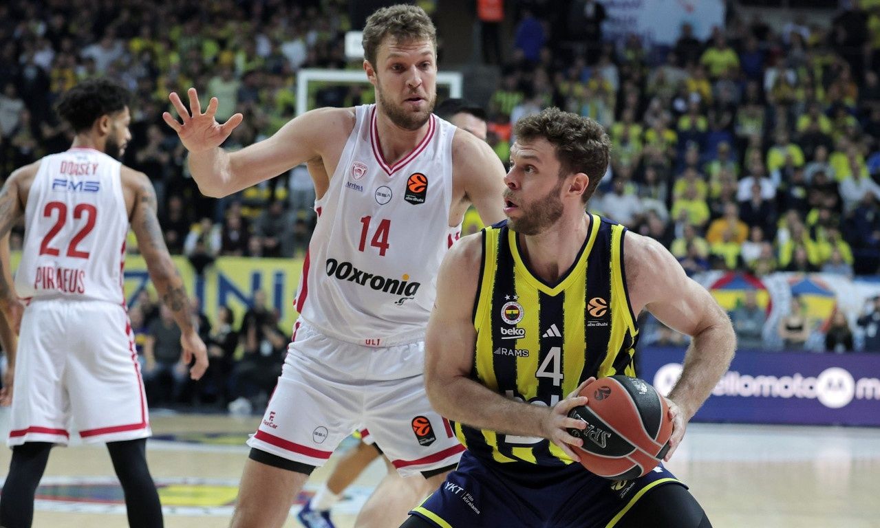 Το τζάμπολ Ολυμπιακός – Φενέρ έγινε στο Onsports: Μέλι και Μόρις αποκαλύπτονται (vids)