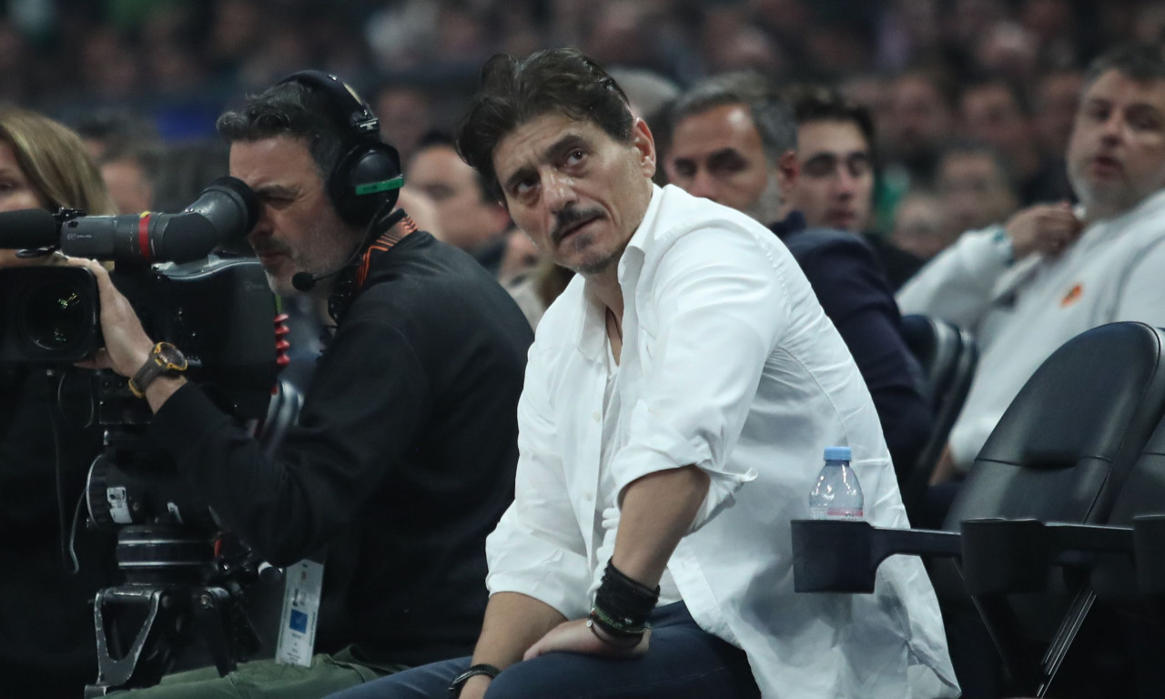 Δημήτρης Γιαννακόπουλος: «Κάποιος θα φορέσει ξανά μπλουζάκι όπως παλιά στο ΣΕΦ»