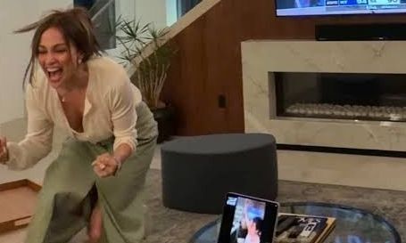 Η Τζένιφερ Λόπεζ πανηγύρισε έξαλλα για τους Νικς!