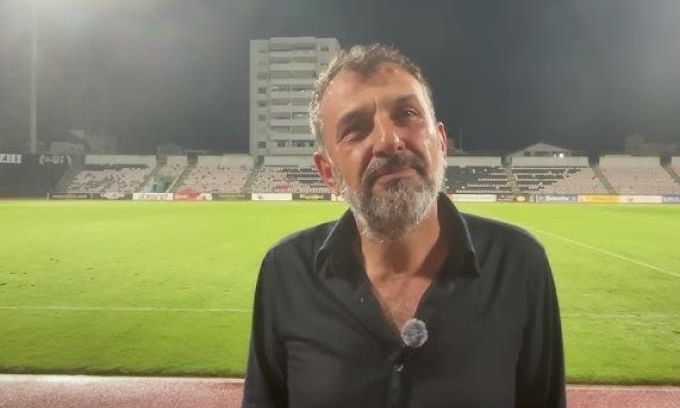 Έπος! Πρόεδρος έκανε «ντου» στα αποδυτήρια της ομάδας με μια σακούλα χρήματα για πριμ