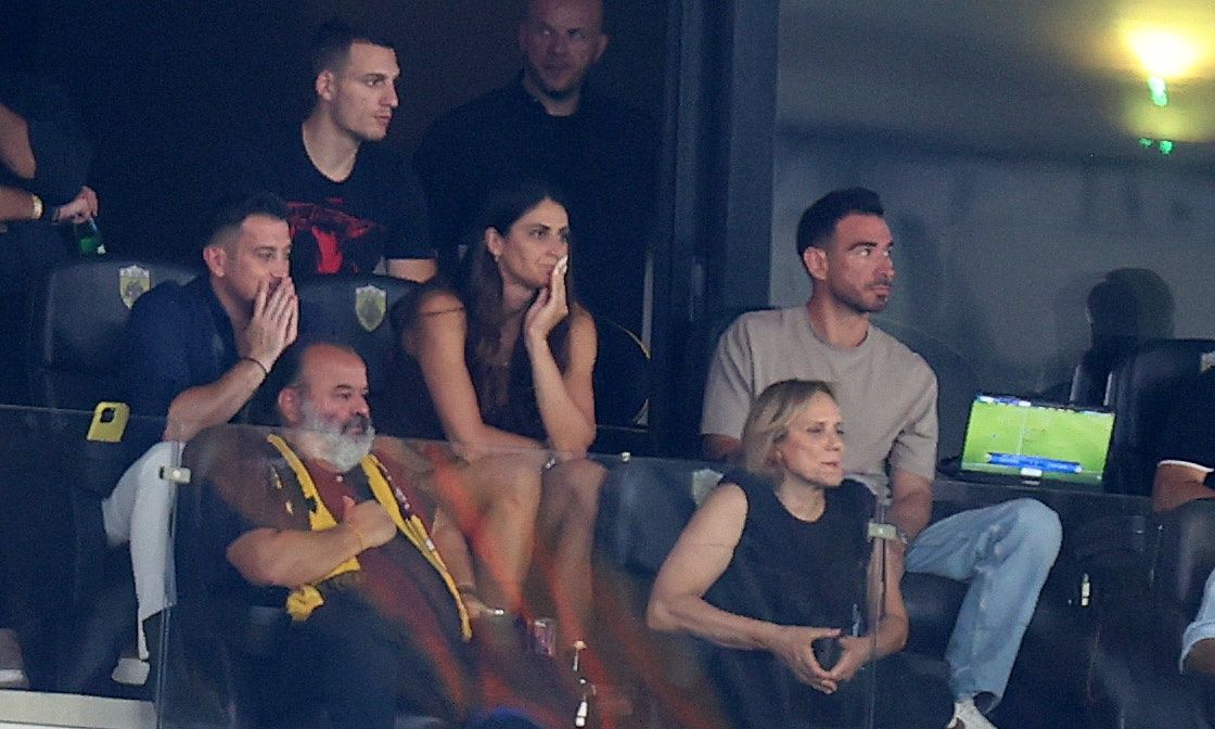 ΑΕΚ: Ο Μάριος Ηλιόπουλος φιλοξένησε στην Allwyn Arena τις Νίκη Μπακογιάννη, Τατιάνα Γκούσιν