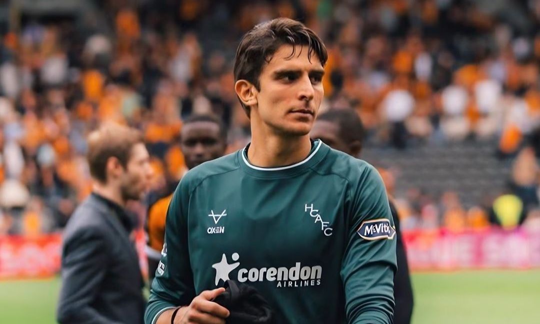 Η Premier League αποθέωσε τον Τζολάκη για την εντυπωσιακή απόκρουση του στο Κόβεντρι - Χαλ