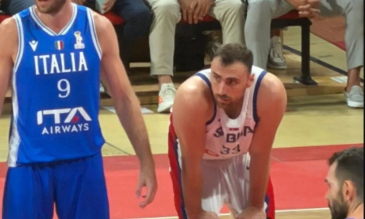 Ανακούφιση με Μιλουτίνοφ: Επέστρεψε στο παρκέ για το Ιταλία – Σερβία