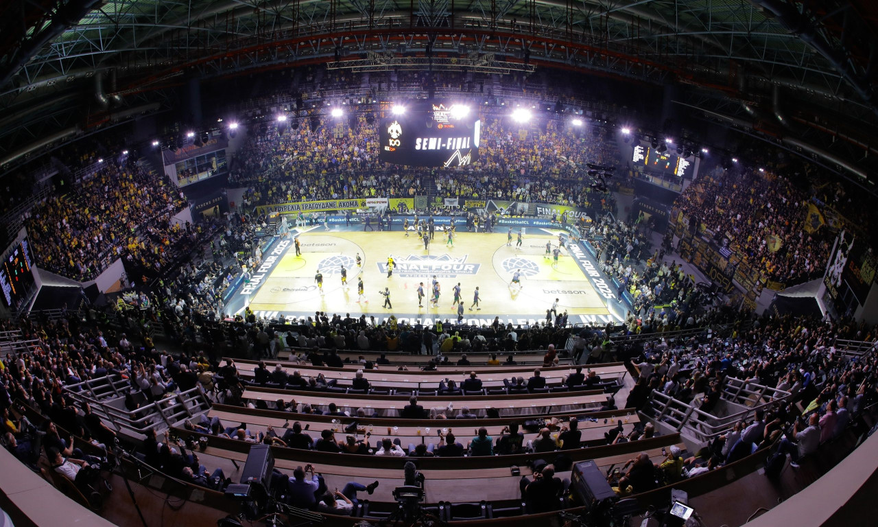 «Μια ανάσα» από τη Sunel Arena ο Ολυμπιακός - Η κατάσταση με τον Γιαννούλη Λαρεντζάκη