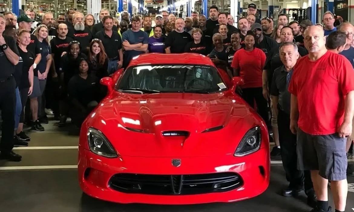 Dodge Viper: Όταν ήρθε το φινάλε μιας εποχής που δεν ζήτησε ποτέ συγγνώμη