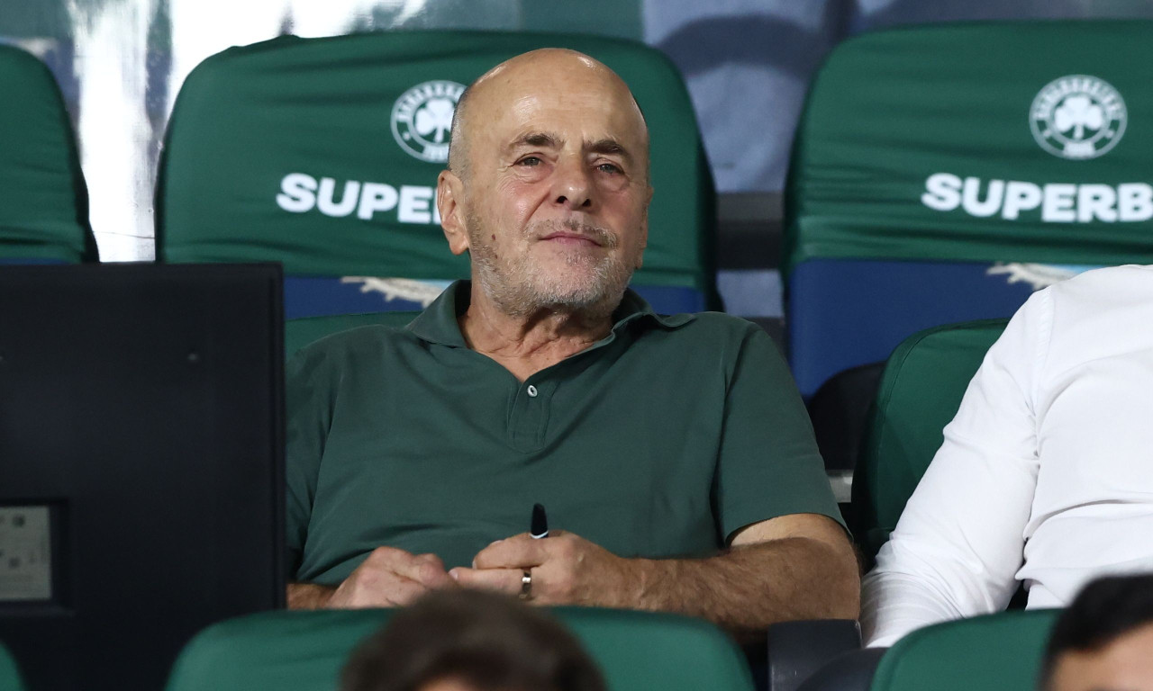 Παναθηναϊκός: Με Αλαφούζο στη Νεάπολη - Κόσμος εμψύχωσε την αποστολή (vid)