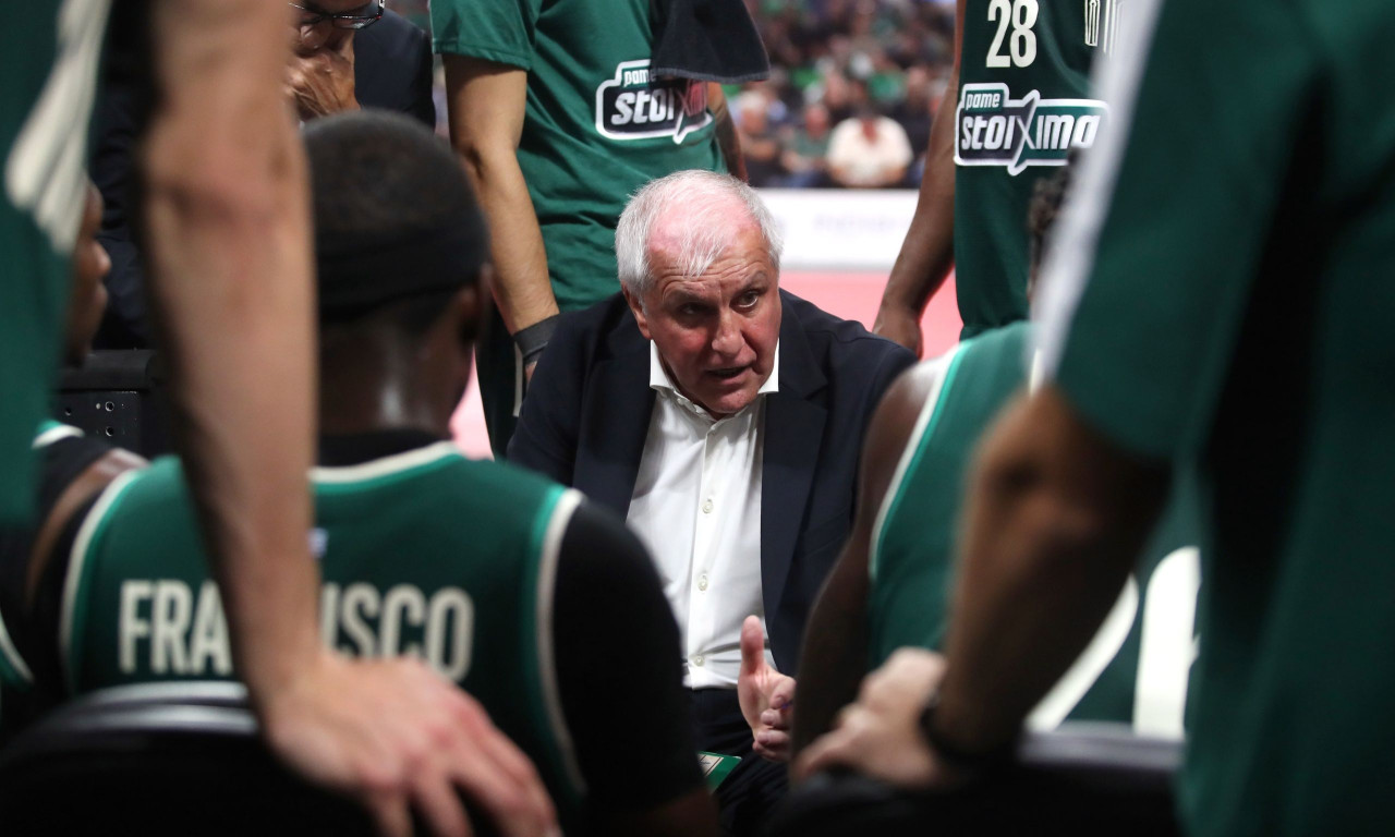 Ομπράντοβιτς: «Δεν είναι φυσιολογικό να παίζουμε με 11» - Το σχόλιο για τη θέση του Γιαμπουσέλε