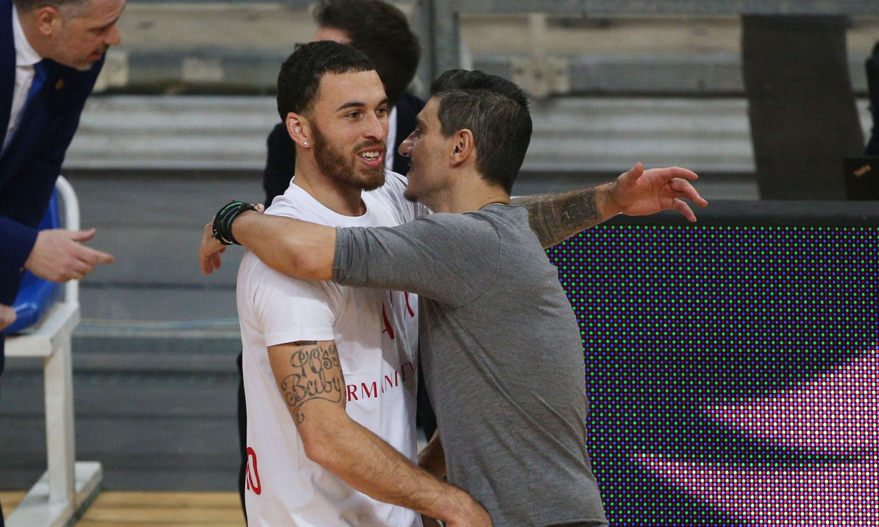 Τζέιμς: Θα τα ξαναπούμε σε 6 μήνες» - Το σχόλιο του Δημήτρη Γιαννακόπουλου (pic)