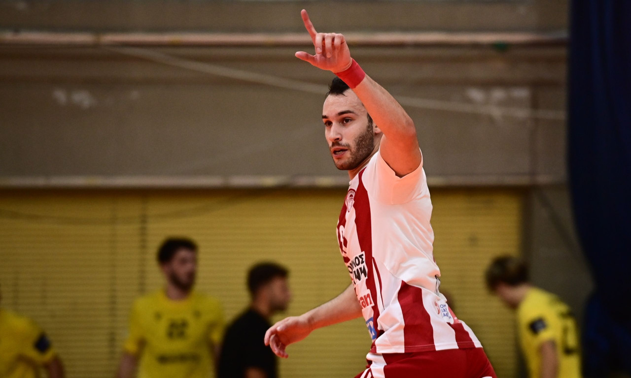 Handball Premier: Ο Ολυμπιακός πήρε τη μάχη κορυφής απέναντι στην ΑΕΚ