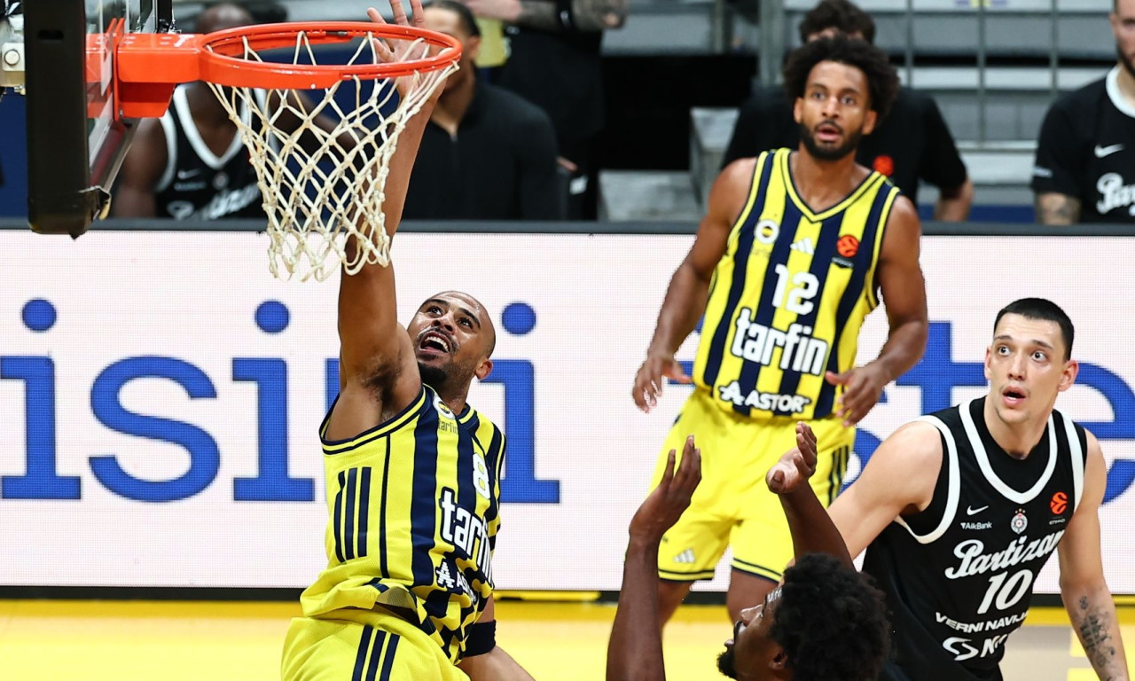 Φενέρμπαχτσε – Παρτίζαν 74-65: Σοβαρεύτηκε στο τρίτο δεκάλεπτο και πήρε τη νίκη