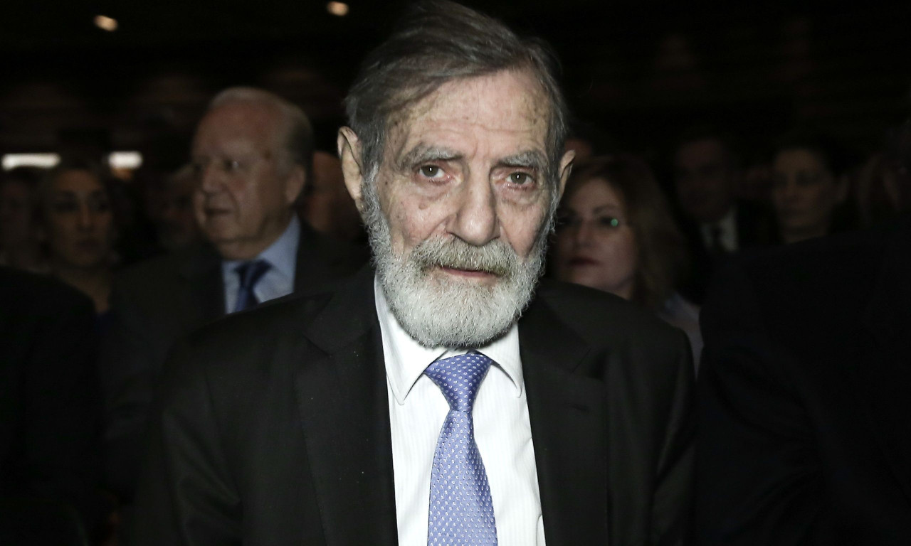 Παναθηναϊκός: Ενός λεπτού σιγή, μαύρα περιβραχιόνια, λουλούδια στη μνήμη του «Καπετάνιου»