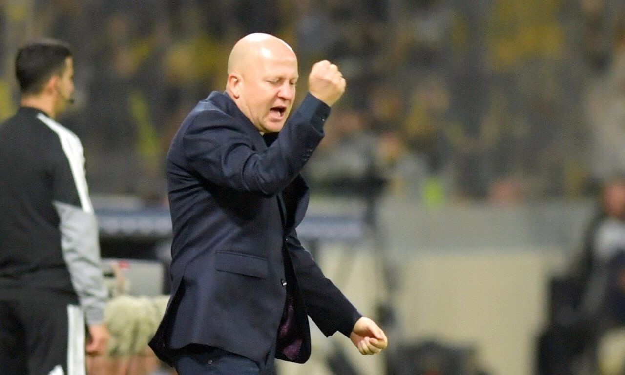 AEK: Ο Νίκολιτς μίλησε για τον τραυματισμό του Στρακόσα – Η συνέντευξη Τύπου του Σέρβου