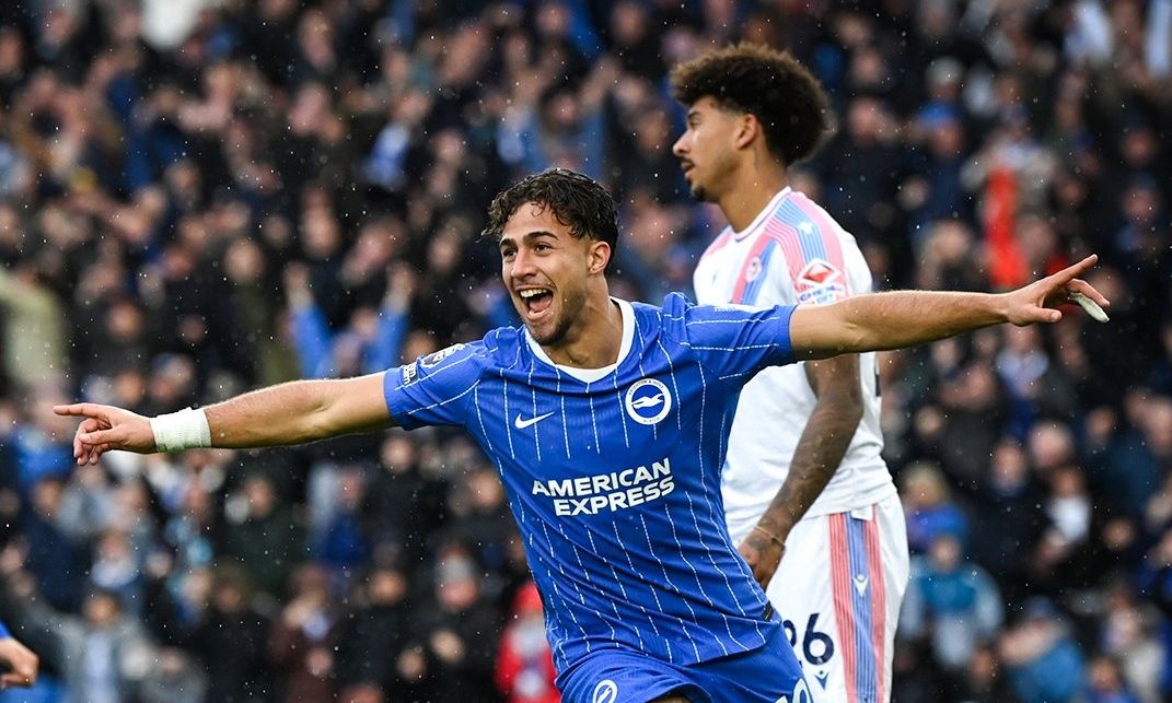 «Ο Κωστούλας είναι ο καλύτερος νεαρός στην Premier League» - Διθύραμβοι του FourFourTwo