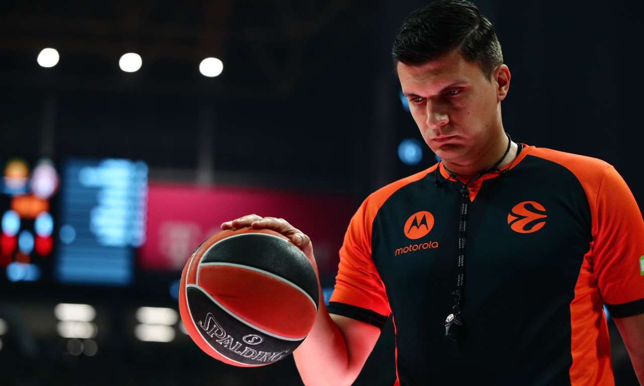 EuroLeague: Αυτοί σφυρίζουν τις «μάχες» Παναθηναϊκού και Ολυμπιακού στην 9η αγωνιστική