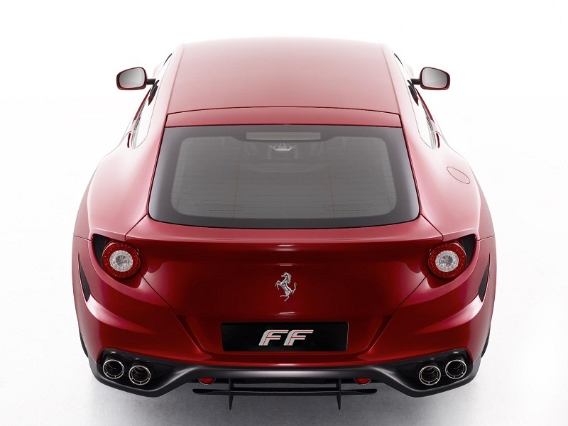 Τετραθέσια, τετρακίνητη Ferrari