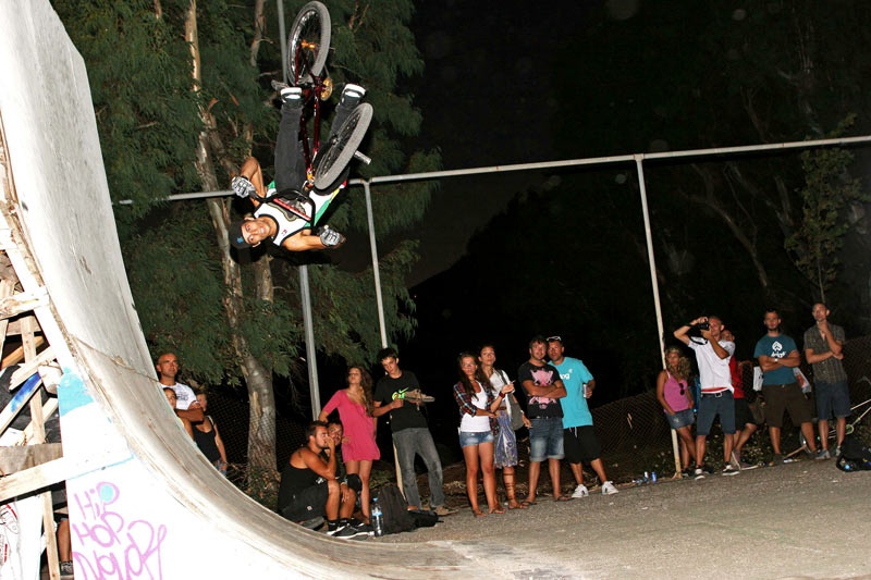 Γιώργος Καλομενίδης bmx profile