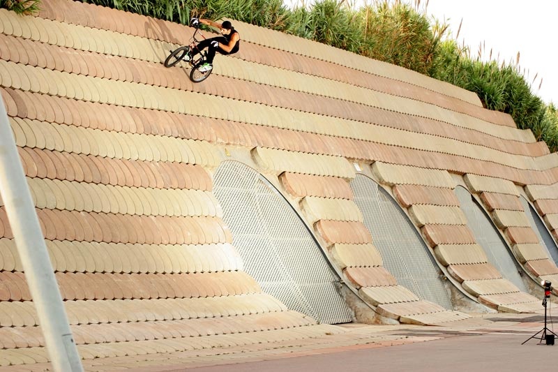 Γιώργος Καλομενίδης bmx profile