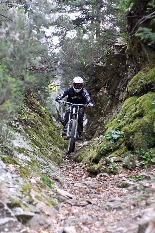 Mountain Bike Downhill: Pure escape from reality…