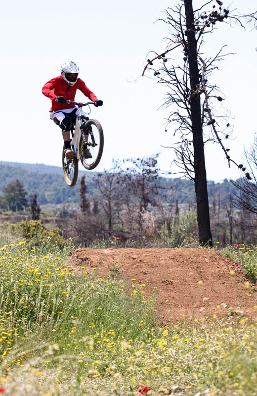 Mountain Bike Downhill: Pure escape from reality…