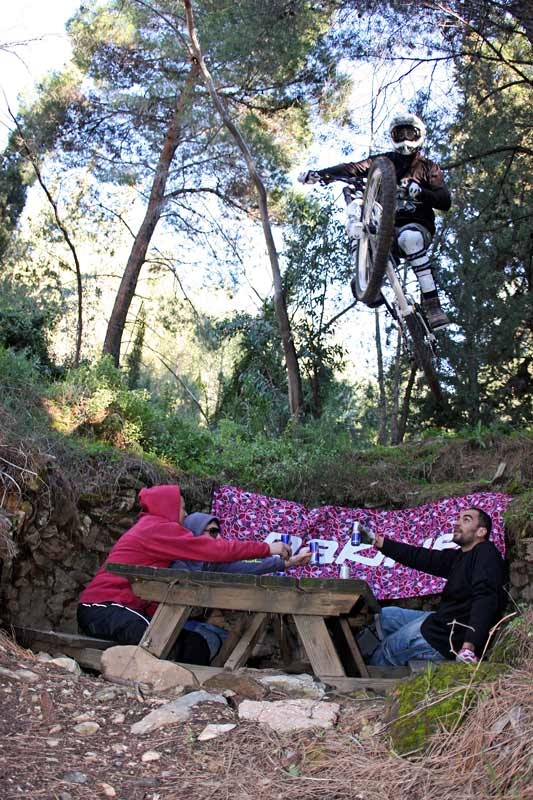 Mountain Bike Downhill: Pure escape from reality…