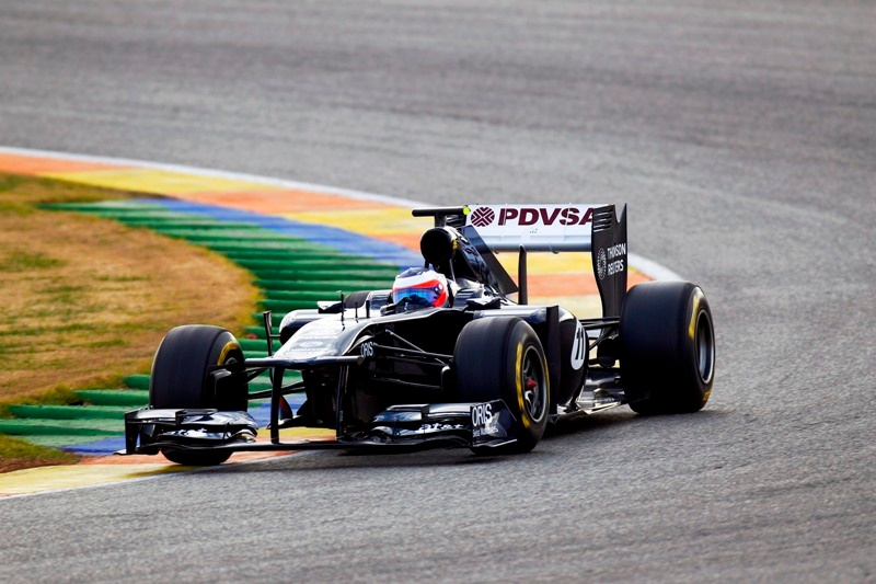 H Williams δοκιμάζει την FW33