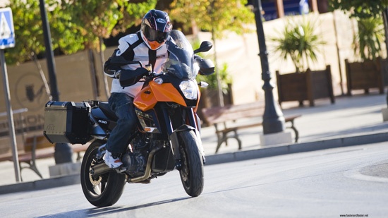 Νέο ΚΤΜ Supermoto 990 SMT
