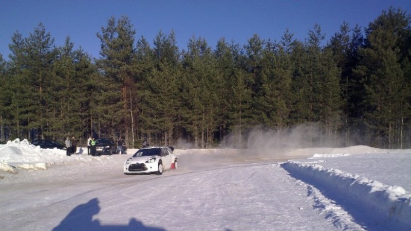 Ο Σόλμπεργκ δοκιμάζει το DS3 WRC