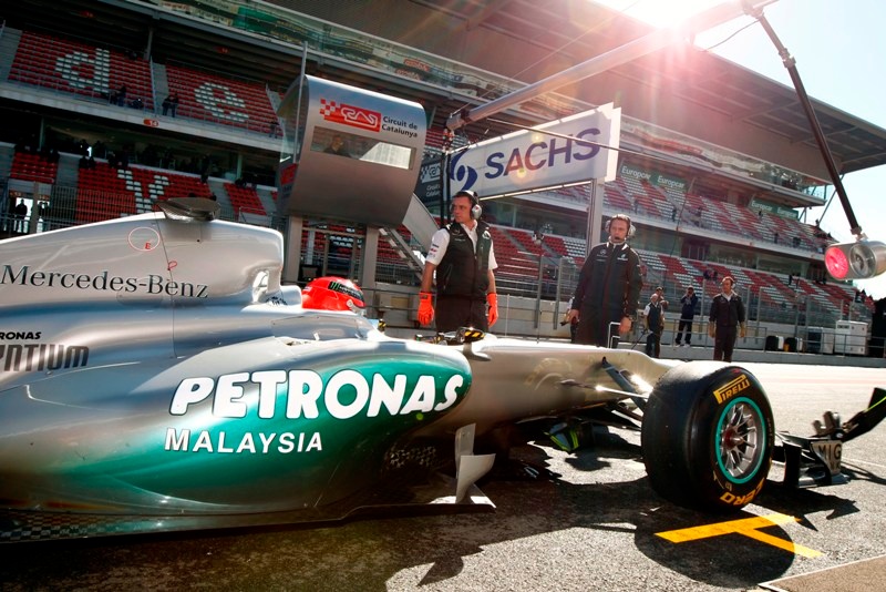 Συνέχεια στις πρωτιές για Φέτελ