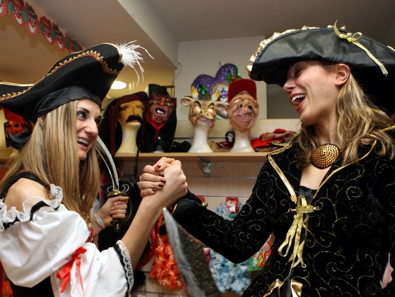 «Αιώνιες»... πειρατίνες (photos)